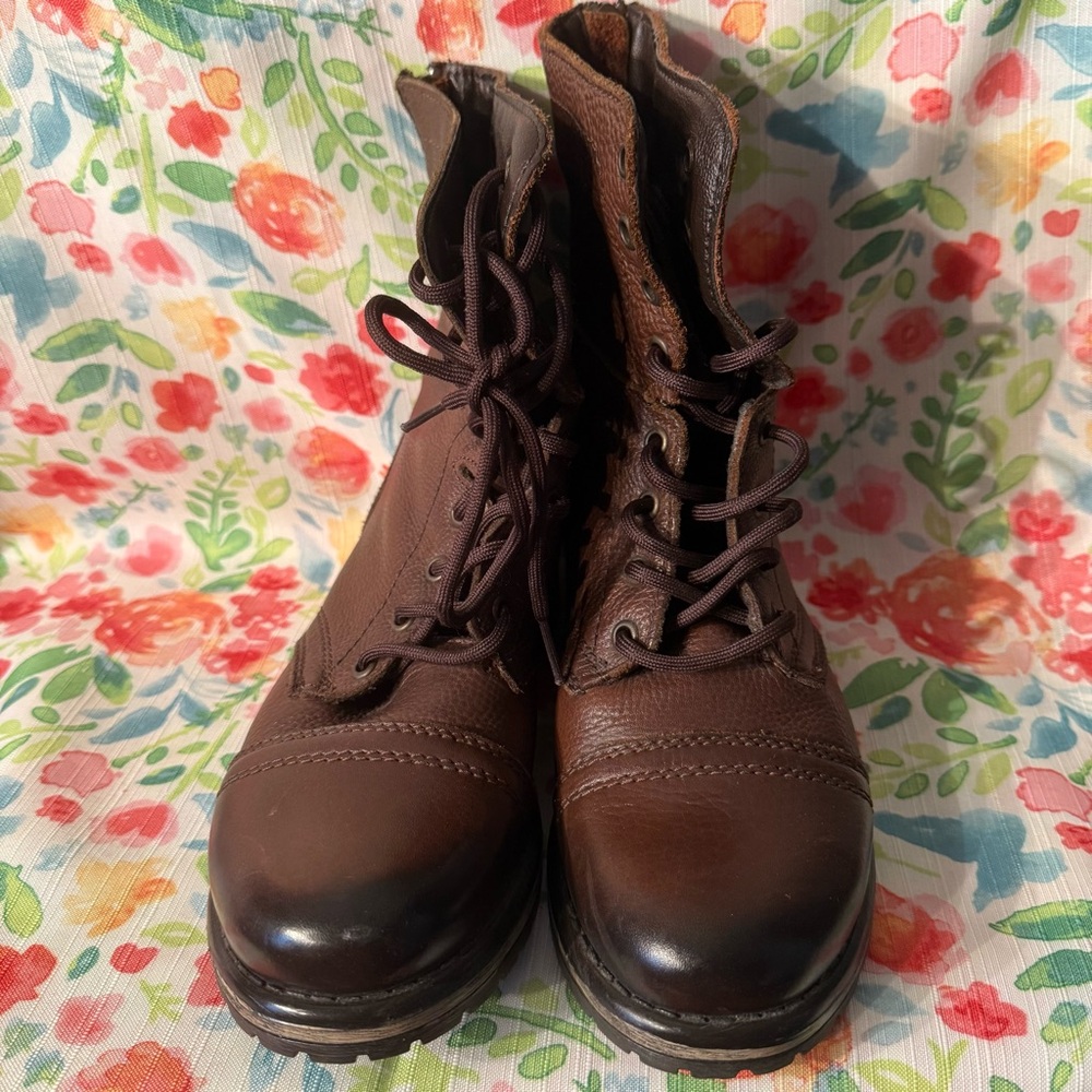 Steve Madden Brown Leather Boots